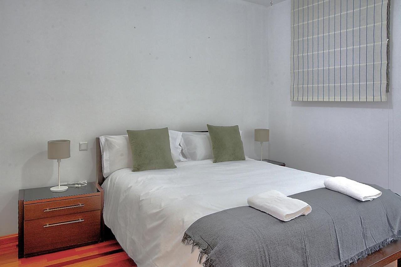 San Bernardo Family Apartment Севиля Екстериор снимка