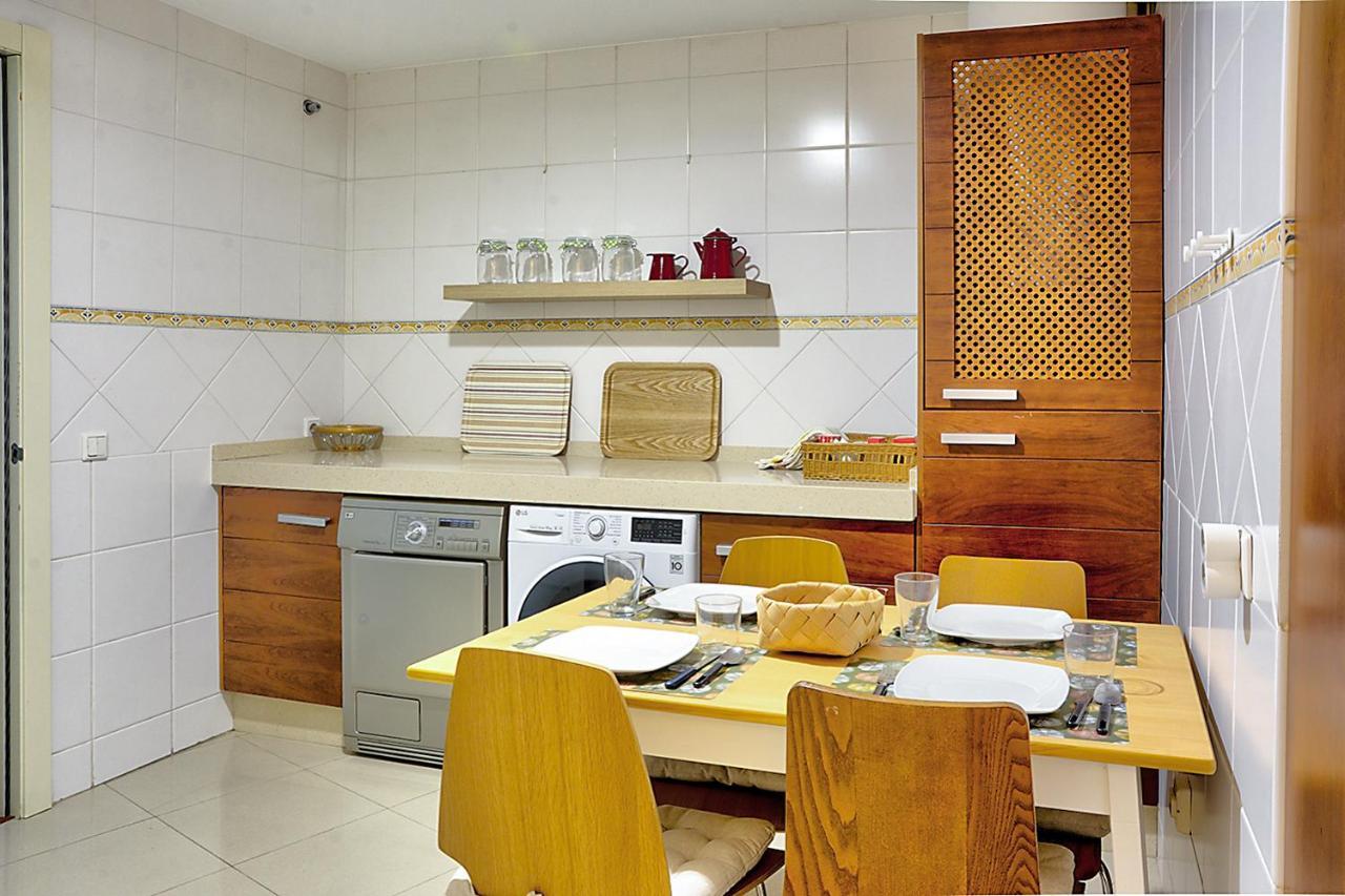 San Bernardo Family Apartment Севиля Екстериор снимка