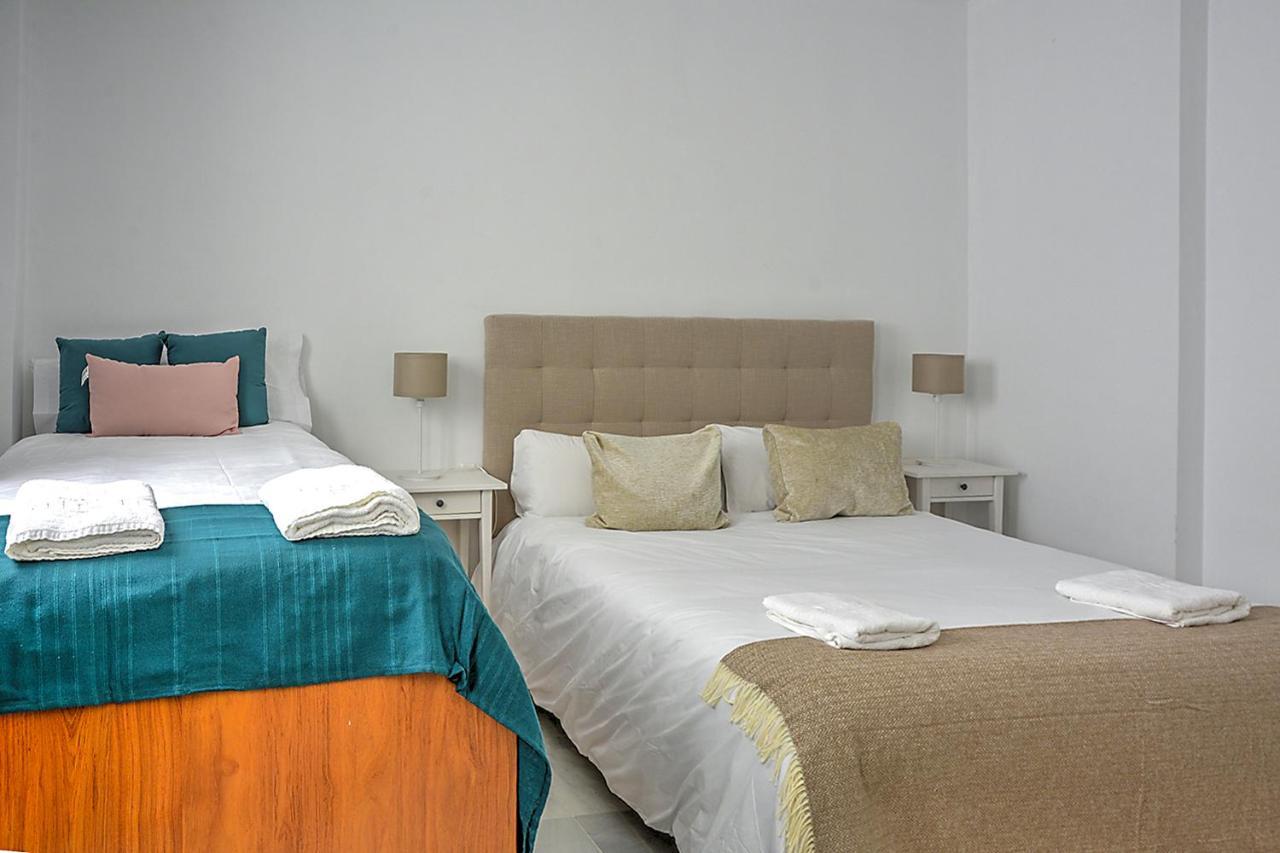 San Bernardo Family Apartment Севиля Екстериор снимка