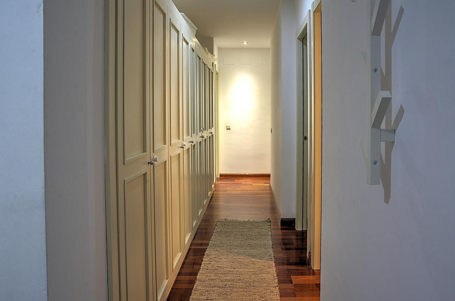 San Bernardo Family Apartment Севиля Екстериор снимка