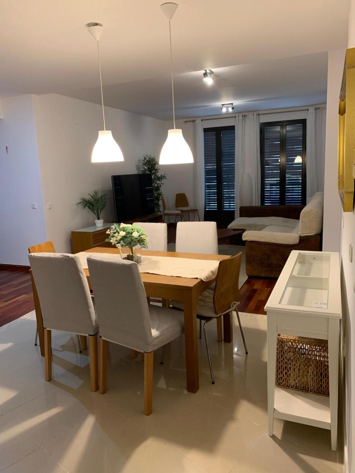 San Bernardo Family Apartment Севиля Екстериор снимка